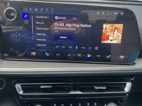 New 2026 Chevrolet Traverse LT w/ LPO, Floor Liner Package image 35