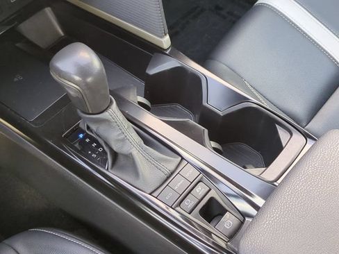 Used 2025 Toyota Camry SE FWD image 22