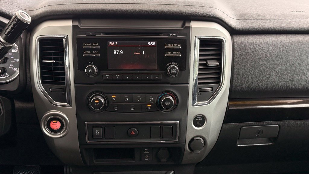 Used 2017 Nissan Titan SV RWD image 23