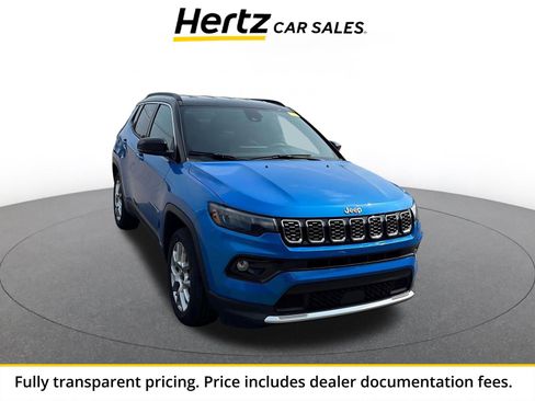 Used 2025 Jeep Compass Limited AWD/4WD image 1