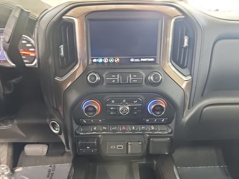 Used 2020 Chevrolet Silverado 2500 High Country w/ Z71 Off-Road Package AWD/4WD image 23
