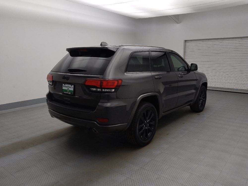 Used 2020 Jeep Grand Cherokee Altitude AWD/4WD image 9