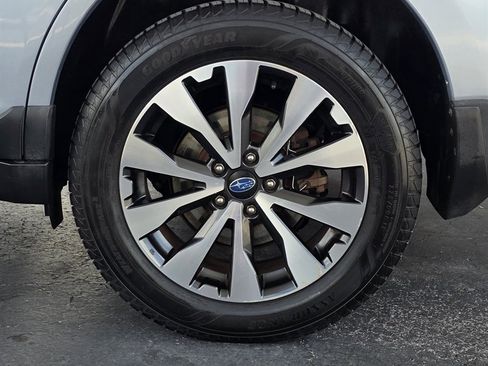 Used 2015 Subaru Outback 2.5i Limited AWD/4WD image 48