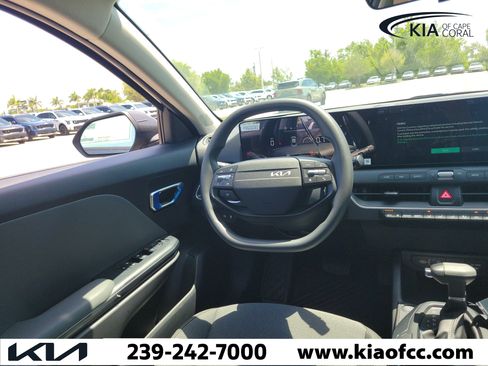 New 2026 Kia K4 FWD image 20