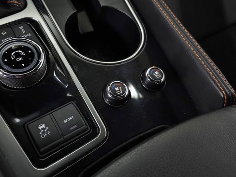 Used 2019 Nissan Maxima SR w/ Premium Package FWD image 31