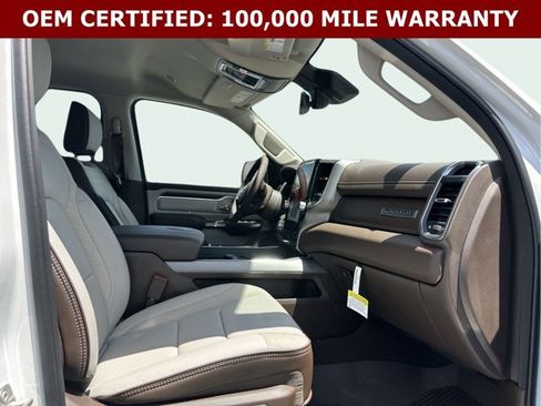 Certified 2025 RAM 1500 Laramie AWD/4WD image 10