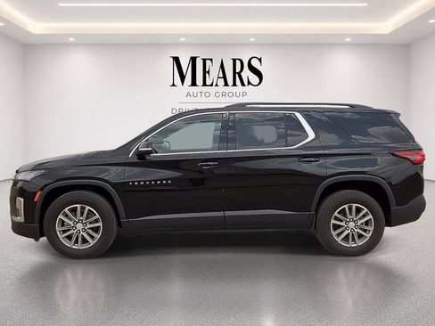 Used 2022 Chevrolet Traverse LT AWD/4WD image 2