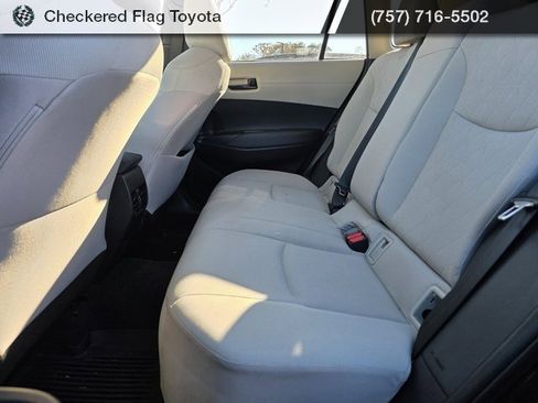 Used 2023 Toyota Corolla Cross LE image 21