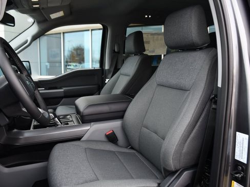 Used 2025 Ford F150 Lightning XLT image 13