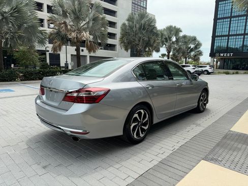 Used 2017 Honda Accord EX-L image 5