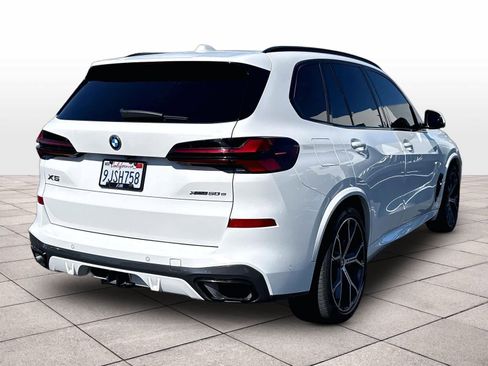 Used 2024 BMW X5 xDrive50e w/ Executive Package AWD/4WD image 9