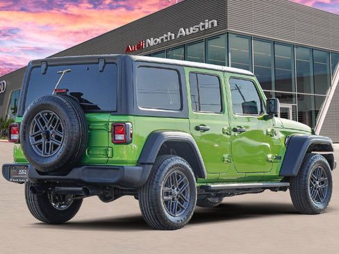 Used 2025 Jeep Wrangler Unlimited Sport image 4