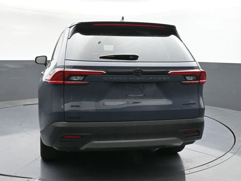 Used 2025 Toyota Grand Highlander AWD image 7