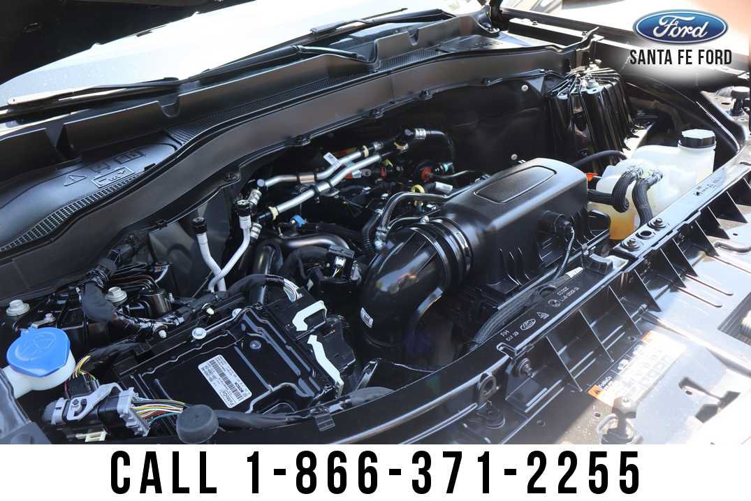 Used 2024 Ford Explorer XLT w/ Equipment Group 202A AWD/4WD image 14