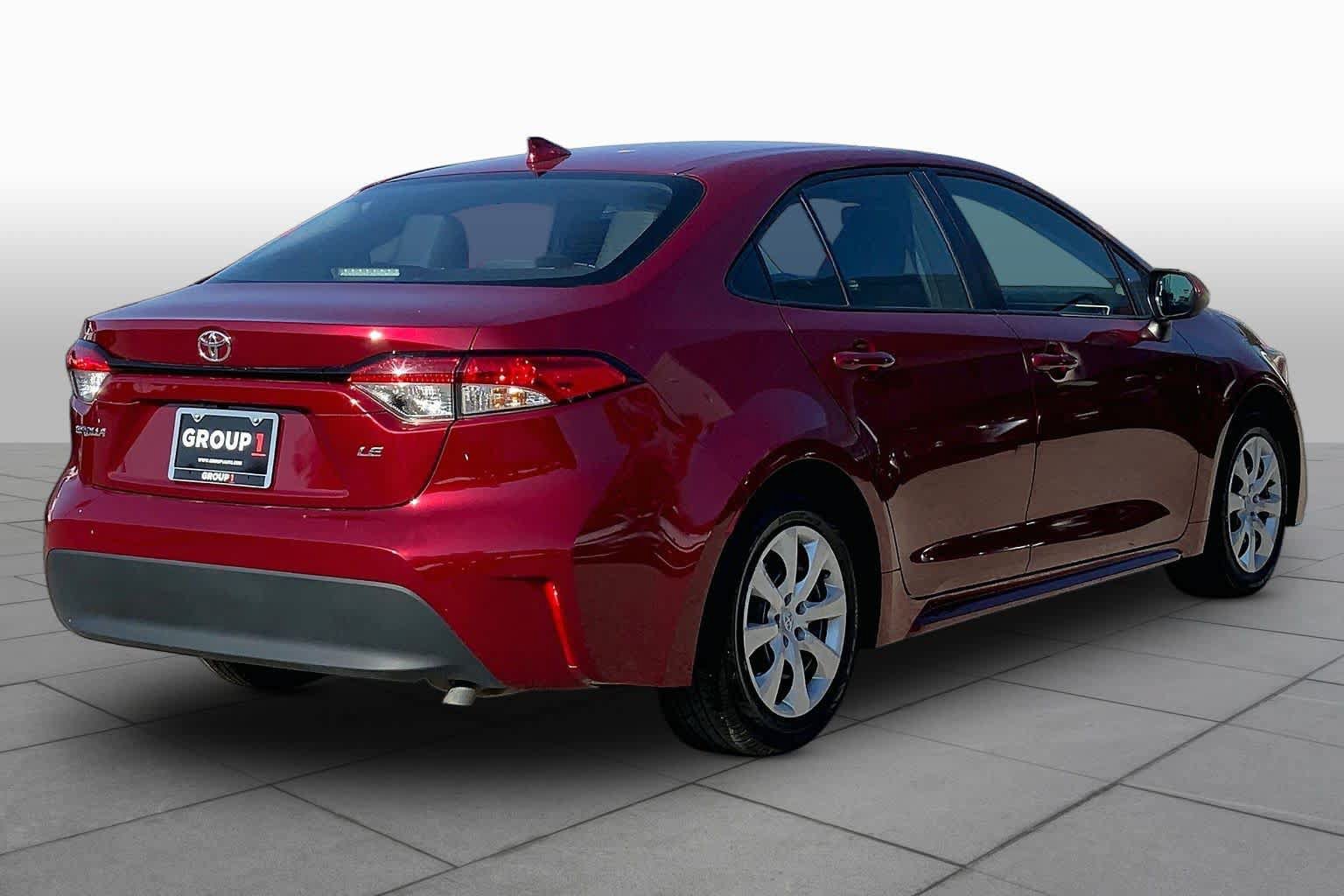 Used 2025 Toyota Corolla LE FWD image 13