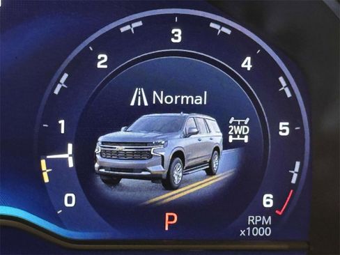 Used 2023 Chevrolet Tahoe LT w/ Luxury Package image 31