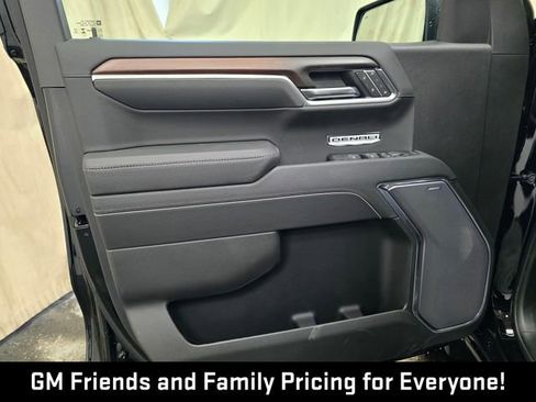 New 2026 GMC Sierra 1500 Denali w/ Denali Reserve Package AWD/4WD image 13