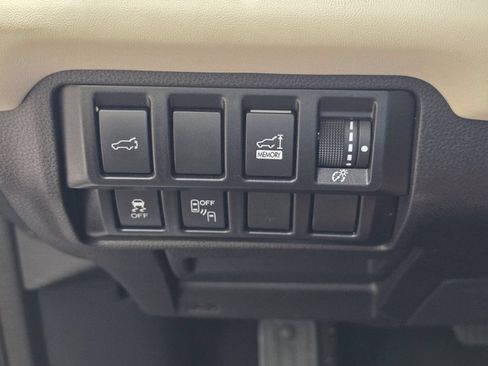 Used 2019 Subaru Ascent Limited w/ Popular Package #3 AWD/4WD image 28