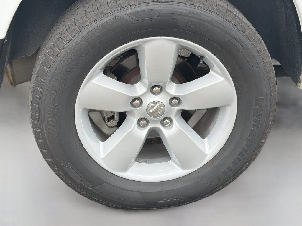 Used 2022 RAM 1500 Tradesman w/ Tradesman SXT Package RWD image 4