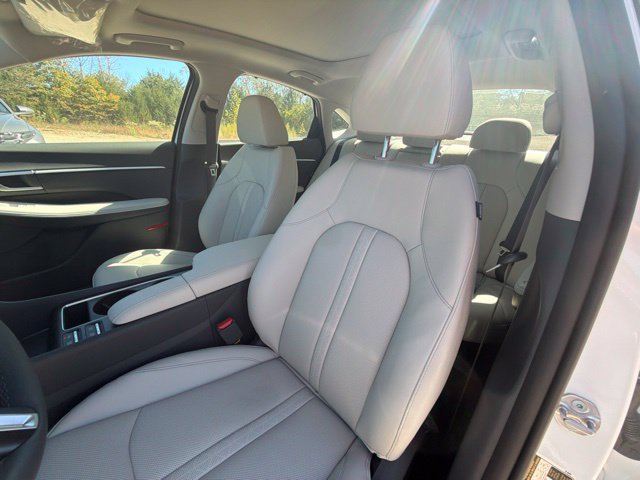 New 2026 Hyundai Sonata Limited FWD image 22