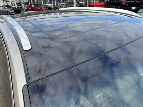 Used 2020 Lincoln Nautilus Reserve image 7