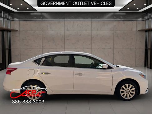 Used 2017 Nissan Sentra SV image 9