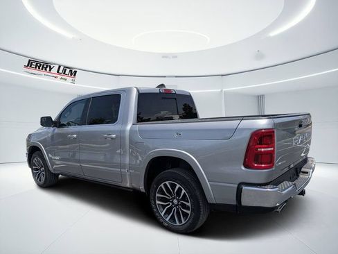 Used 2025 RAM 1500 Limited AWD/4WD image 5