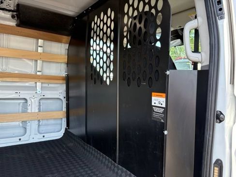 Certified 2025 Ford Transit 250 Low Roof w/ Exterior Upgrade Package RWD image 28
