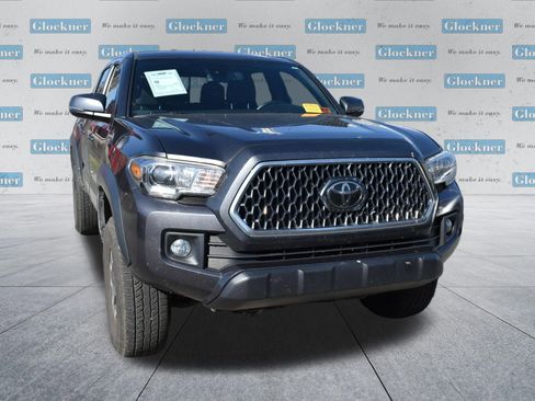 Used 2019 Toyota Tacoma TRD Off-Road AWD/4WD image 11