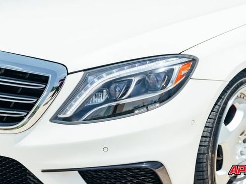 Used 2014 Mercedes-Benz S 63 AMG 4MATIC Sedan image 46
