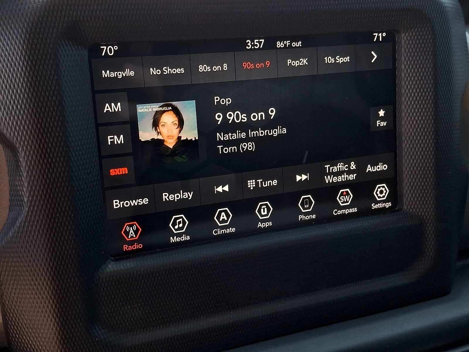Used 2020 Jeep Wrangler Unlimited Sahara AWD/4WD image 15