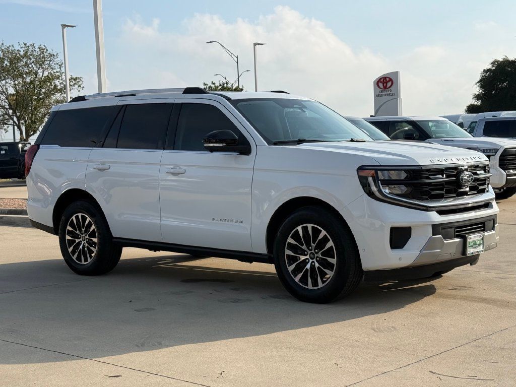 Used 2025 Ford Expedition Platinum AWD/4WD image 6