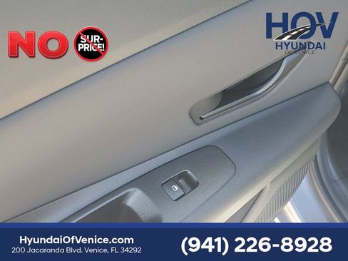 Certified 2025 Hyundai Elantra Sport FWD image 16