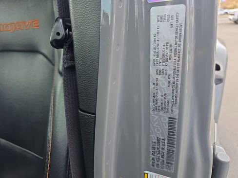 Used 2022 Jeep Gladiator Mojave w/ LED Lighting Group image 35