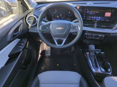 New 2026 Chevrolet Trax LT w/ Sunroof Package image 16