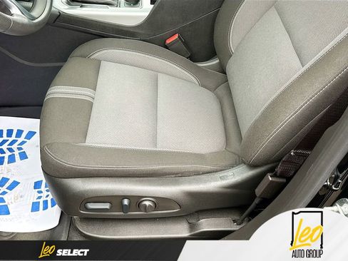 Used 2023 Chevrolet Blazer LT w/ Convenience Package image 18