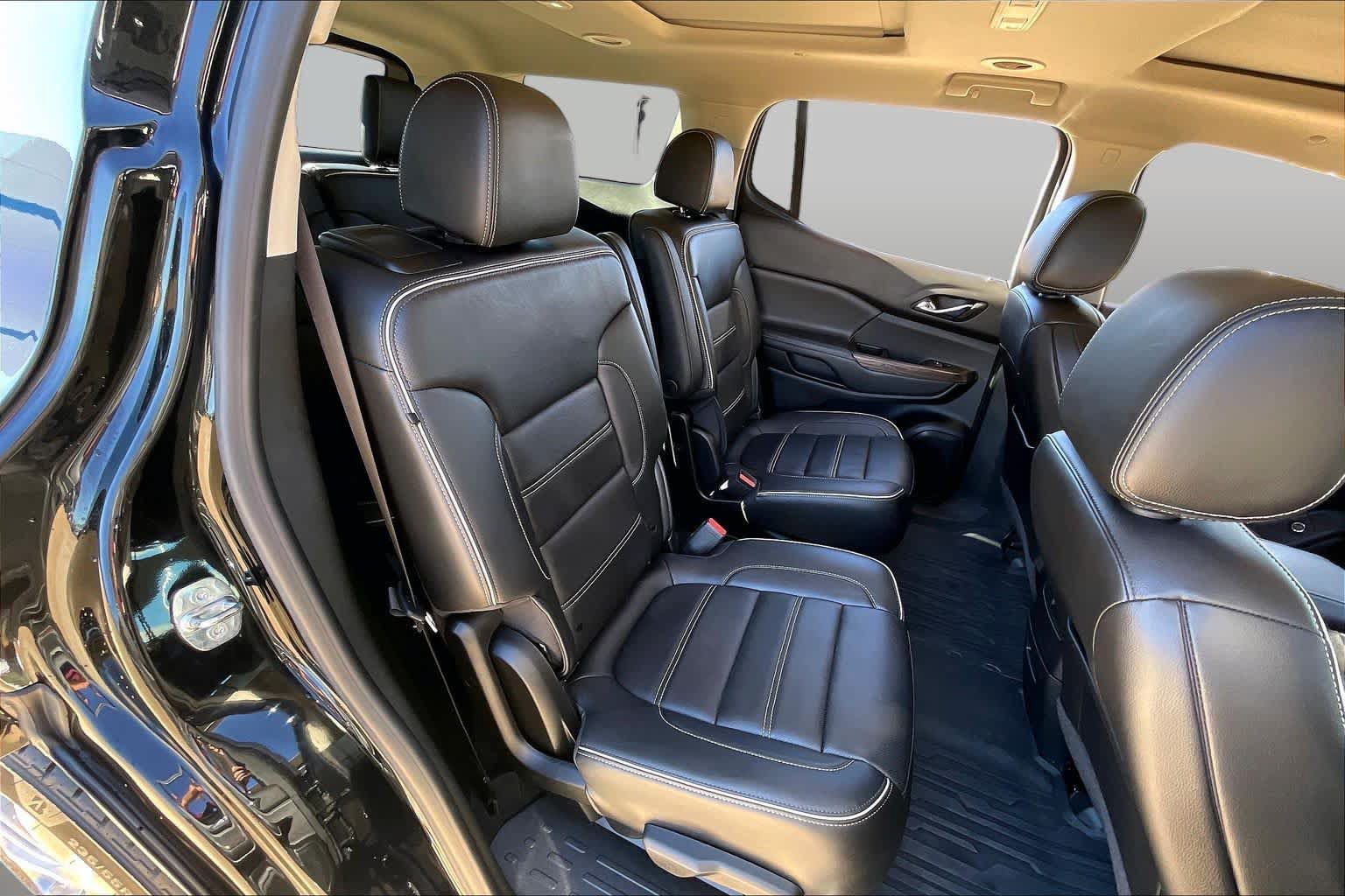 Used 2023 GMC Acadia Denali w/ Denali Ultimate Package AWD/4WD image 20
