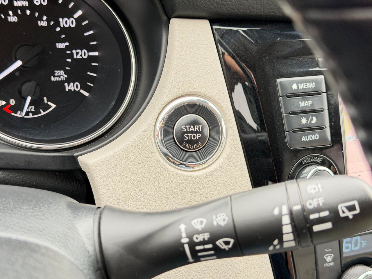 Used 2022 Nissan Rogue Sport SL AWD/4WD image 21
