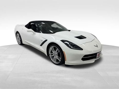 Used 2016 Chevrolet Corvette Stingray Convertible w/ 2LT Preferred Equipment Group RWD image 14