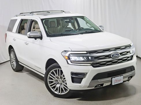 Used 2022 Ford Expedition Platinum AWD/4WD image 6