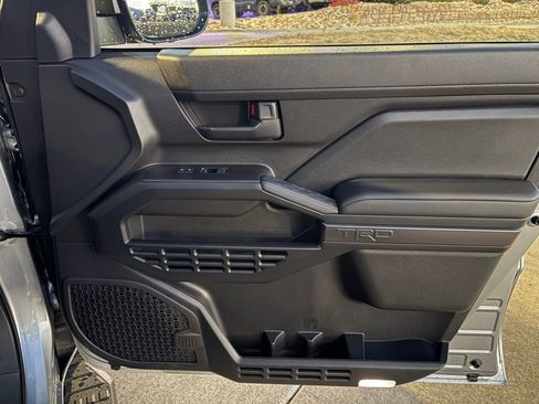 Used 2025 Toyota 4Runner TRD Off-Road Premium image 28