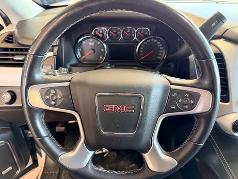 Used 2018 GMC Yukon SLE w/ HD Trailering Package image 10