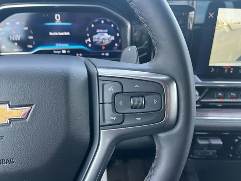 Used 2024 Chevrolet Silverado 1500 LTZ image 42