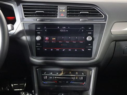 Used 2023 Volkswagen Tiguan SE R-Line FWD image 27