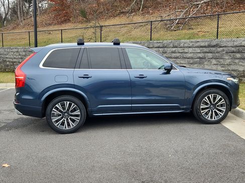 Used 2020 Volvo XC90 T5 Momentum image 11