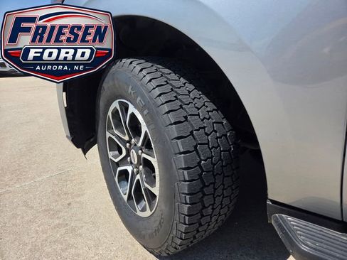 Used 2024 Ford Expedition Max XLT AWD/4WD image 9