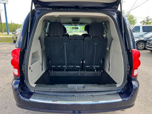 Used 2016 Dodge Grand Caravan SE w/ Quick Order Package 29E SE image 24