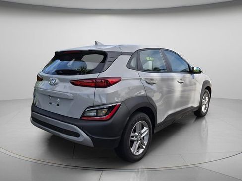 Used 2023 Hyundai Kona SE FWD image 6