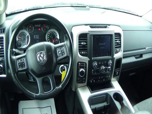Used 2018 RAM 1500 Big Horn AWD/4WD image 14