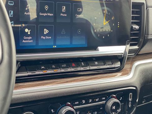 Used 2024 Chevrolet Silverado 1500 LT image 4